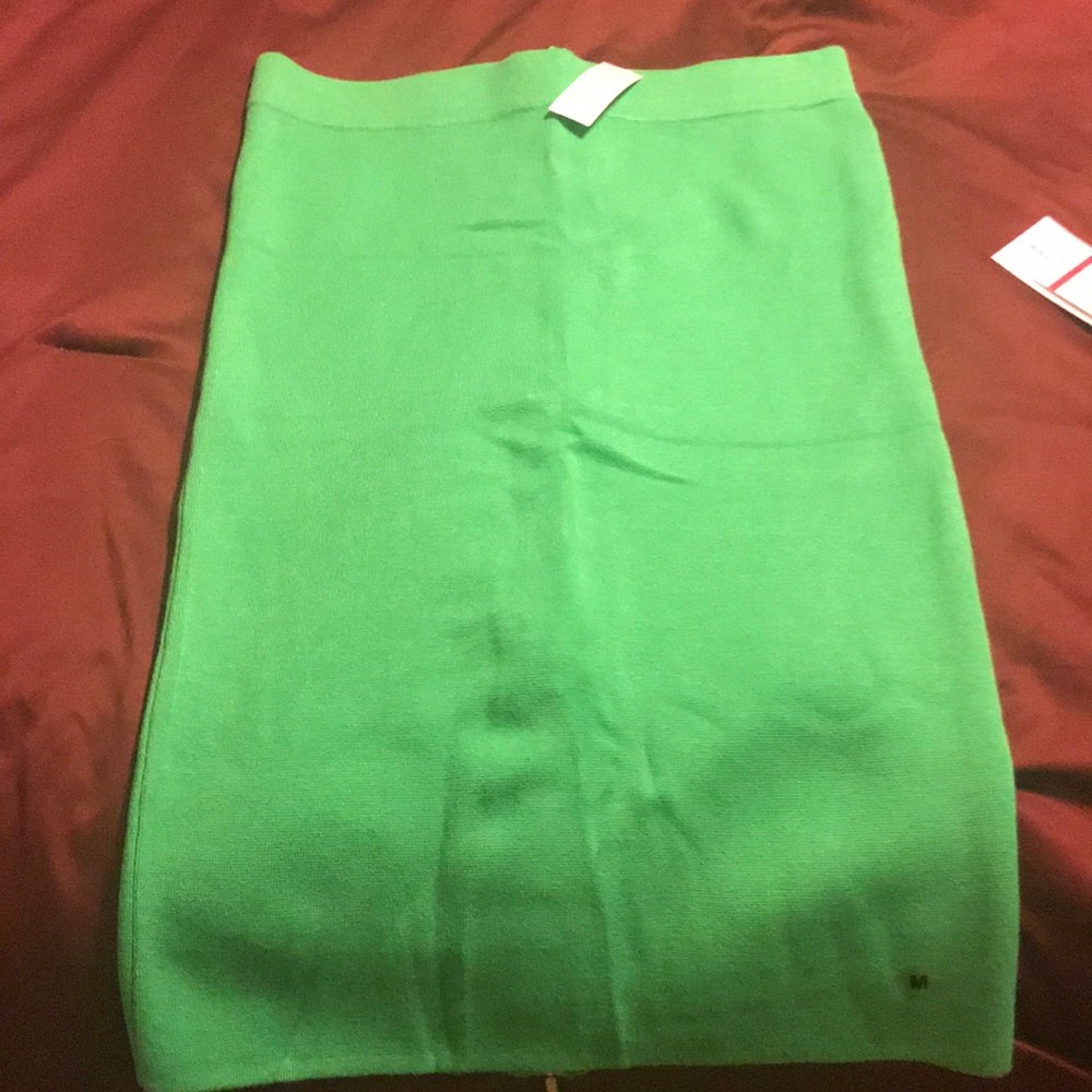 Green New York and Company size 7 skirt